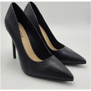 Just Fab Fallon 4.5" Black Textured Heel Women's 7.5 Pump Faux Snakeskin NWOT